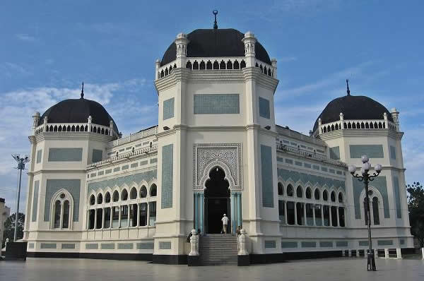 masjid_raya_medan_indonesia