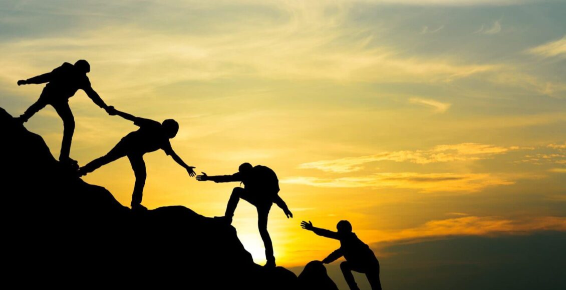 هل نحن في حاجة دائمة إلى الآخرين؟